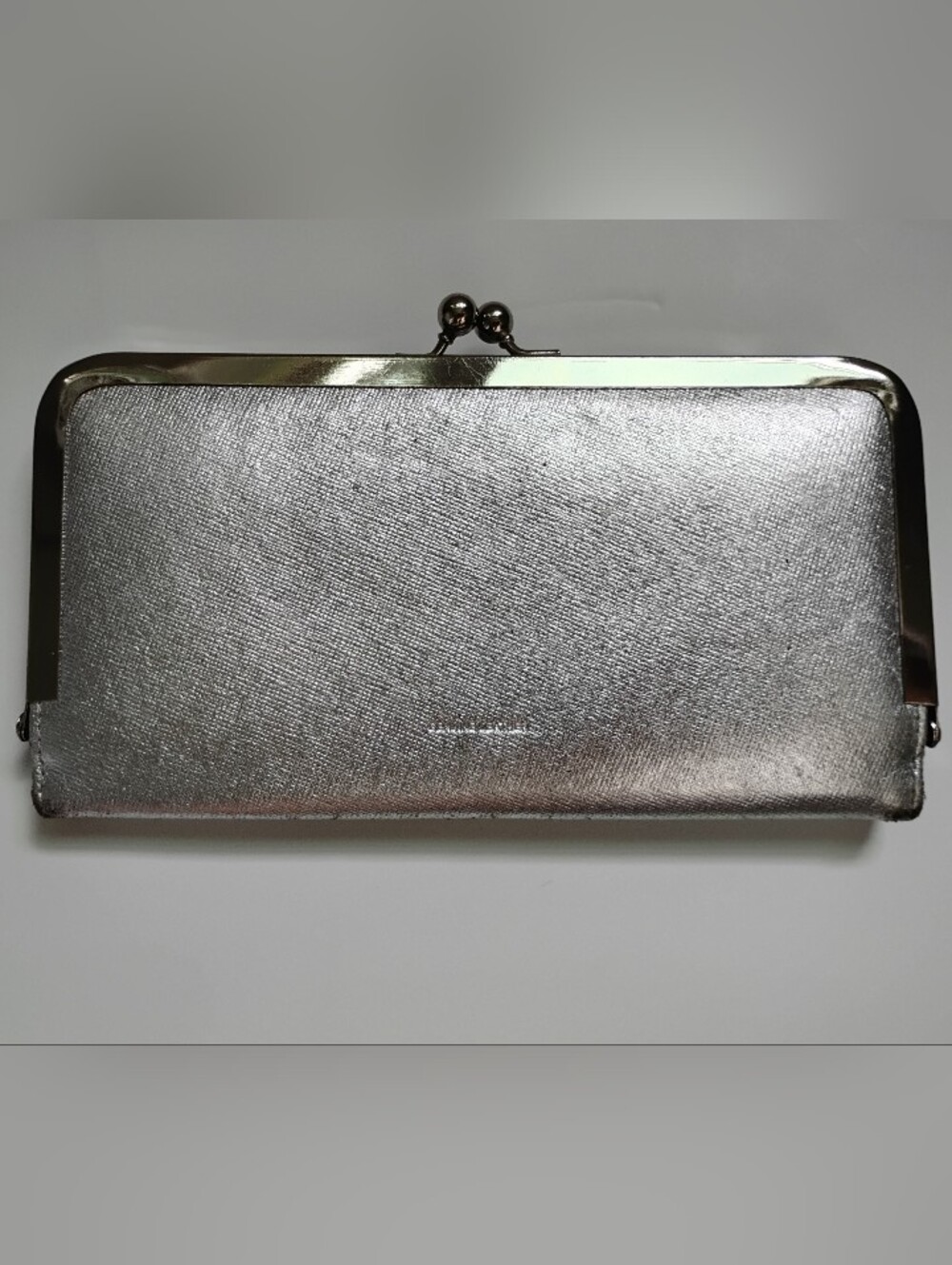 Genuine Pebbled Leather Silver Wallet Royal Blue Classic Kiss Clasp